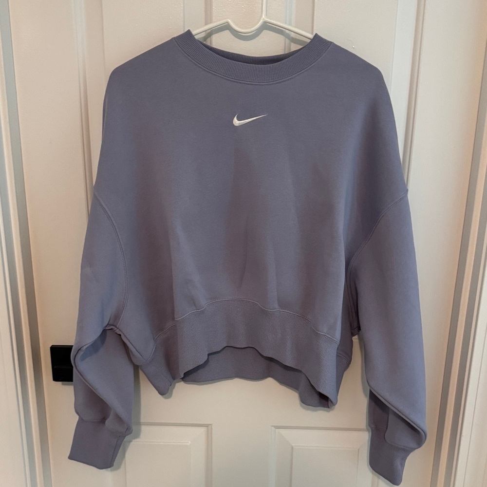 Nike Lavender Cropped Sweatshirt